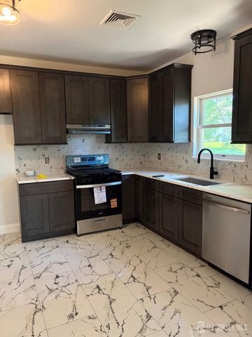 120 Coddington Avenue, Franklin Twsp, NJ 08873