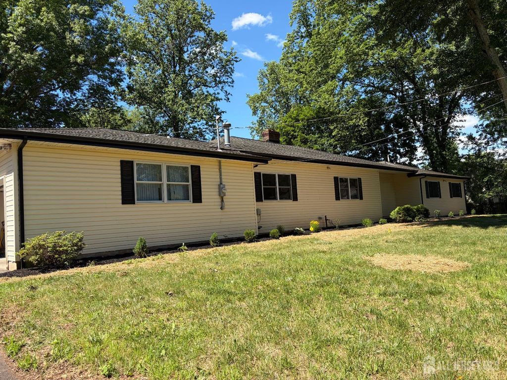 120 Coddington Avenue, Franklin Twsp, NJ 08873