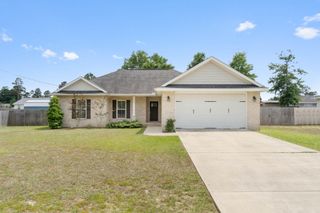 4464 Goldfinch Way, Crestview, FL 32539