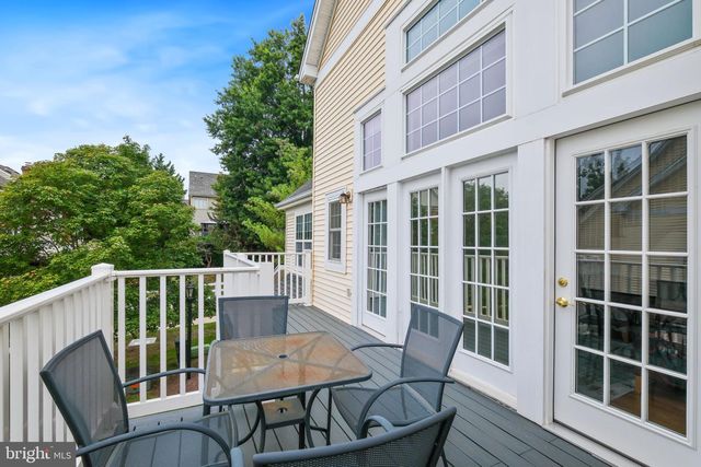 11928 DARNESTOWN RD #V-1-A, Gaithersburg, MD 20878