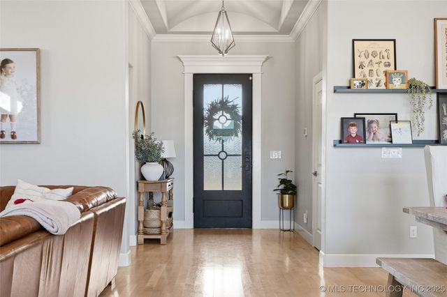 19551 E Slate Drive, Owasso, OK 74055