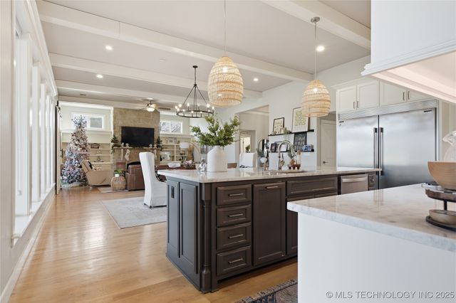 19551 E Slate Drive, Owasso, OK 74055