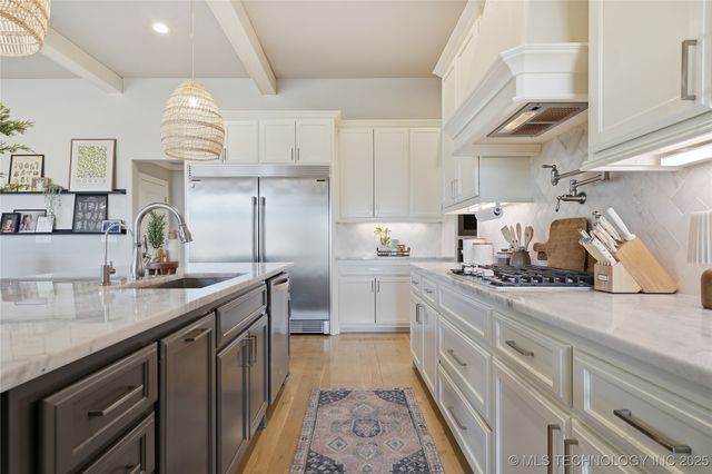 19551 E Slate Drive, Owasso, OK 74055