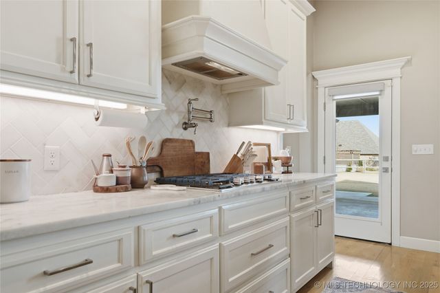 19551 E Slate Drive, Owasso, OK 74055