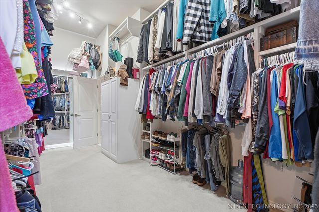 19551 E Slate Drive, Owasso, OK 74055