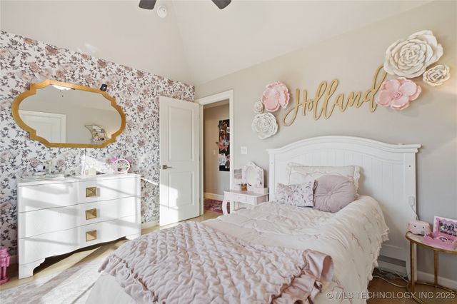 19551 E Slate Drive, Owasso, OK 74055