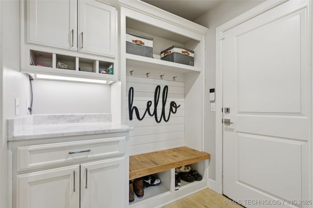 19551 E Slate Drive, Owasso, OK 74055