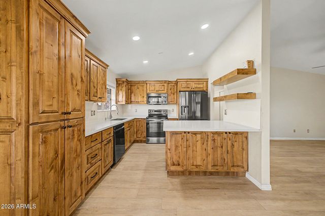 13015 S KOSH Street, Phoenix, AZ 85044