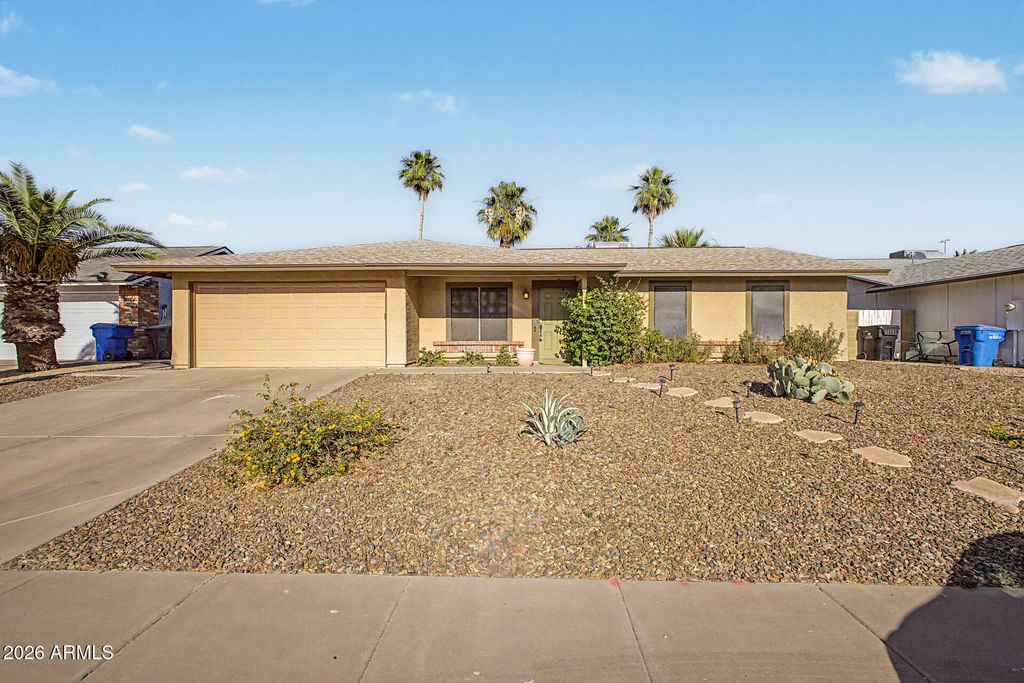 13015 S KOSH Street, Phoenix, AZ 85044