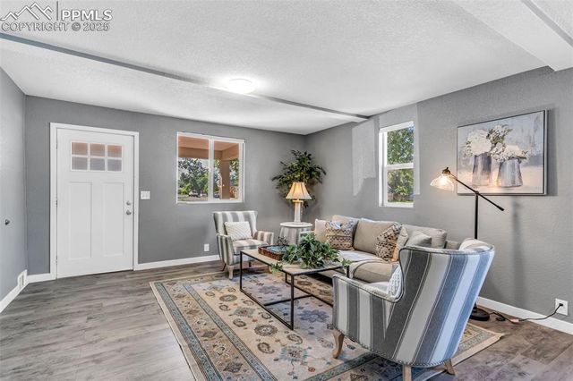 1101 Rudd Avenue, Canon City, CO 81212