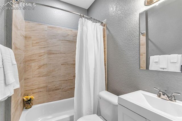 1101 Rudd Avenue, Canon City, CO 81212