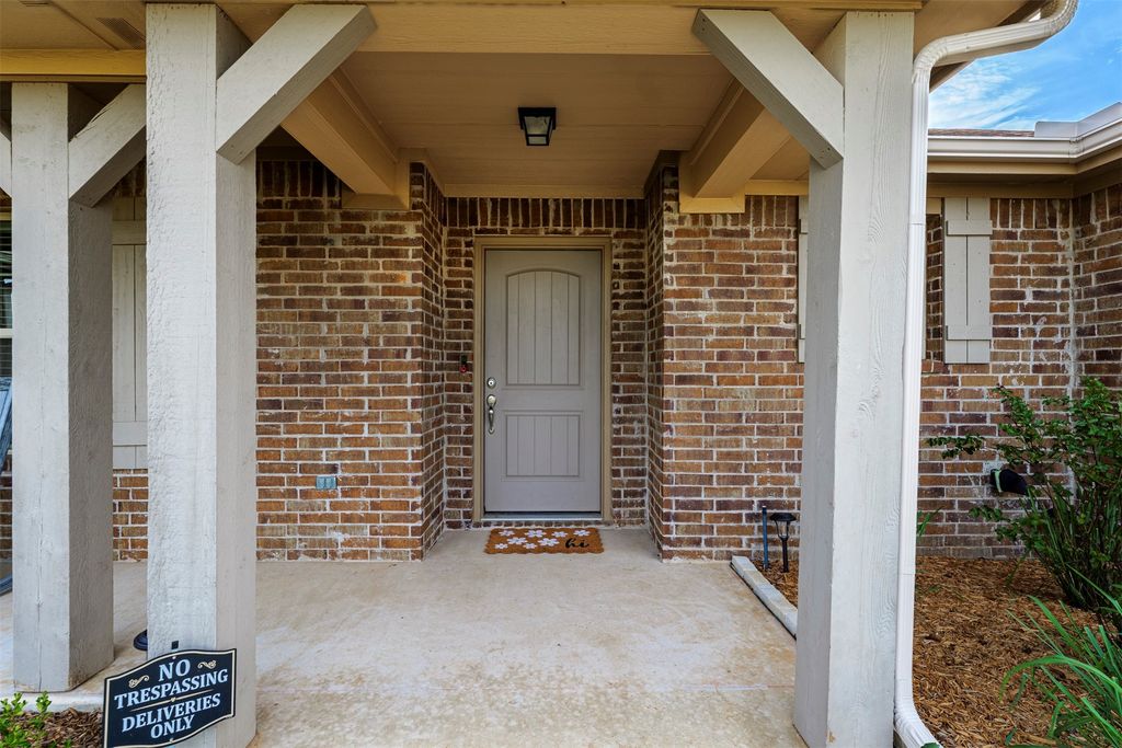 129 Springwood Ranch Loop, Springtown, TX 76082 — photo 2