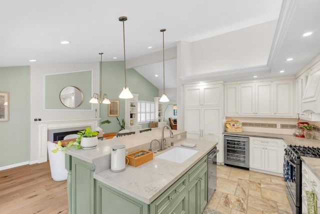 3900 Thousand Oaks Drive, San Jose, CA 95136
