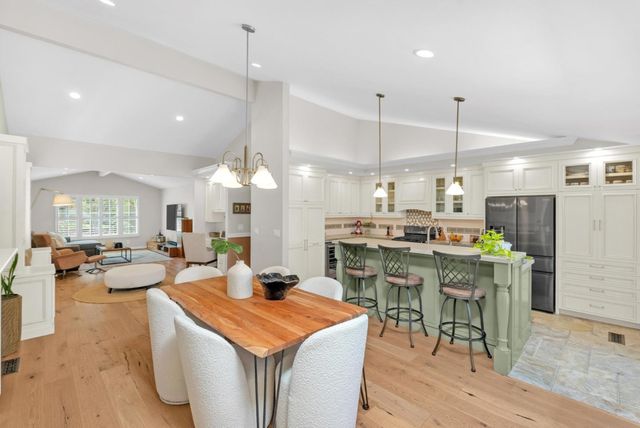 3900 Thousand Oaks Drive, San Jose, CA 95136
