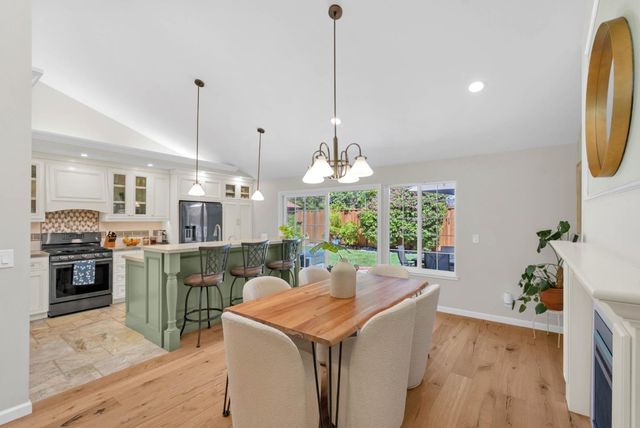 3900 Thousand Oaks Drive, San Jose, CA 95136