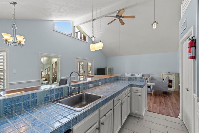 13810 San Domingo Drive, Galveston, TX 77554