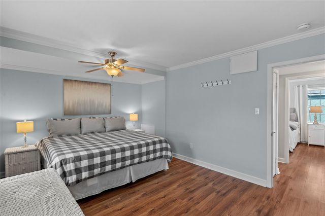 13810 San Domingo Drive, Galveston, TX 77554