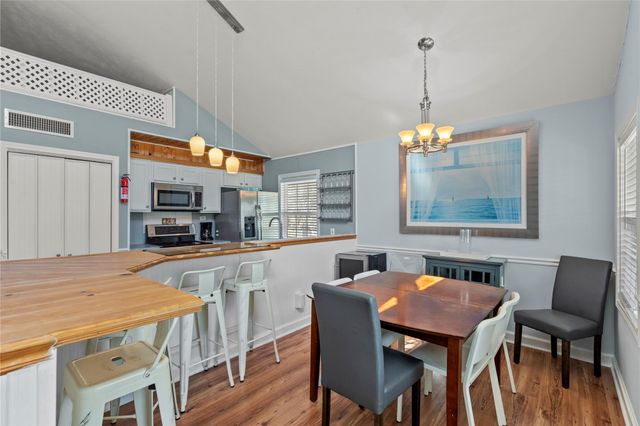 13810 San Domingo Drive, Galveston, TX 77554