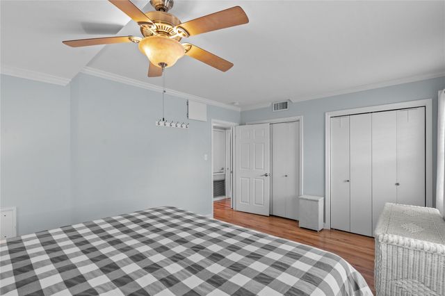 13810 San Domingo Drive, Galveston, TX 77554