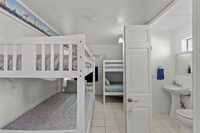 13810 San Domingo Drive, Galveston, TX 77554