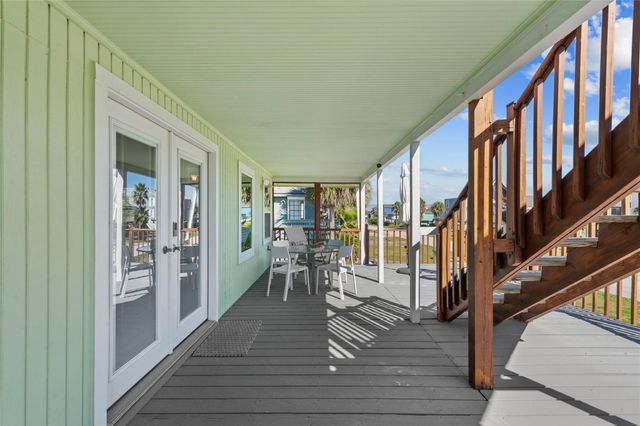 13810 San Domingo Drive, Galveston, TX 77554