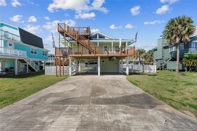 13810 San Domingo Drive, Galveston, TX 77554