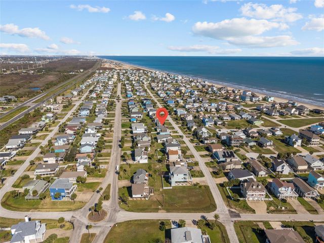 13810 San Domingo Drive, Galveston, TX 77554