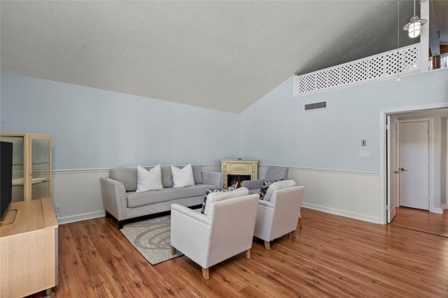 13810 San Domingo Drive, Galveston, TX 77554