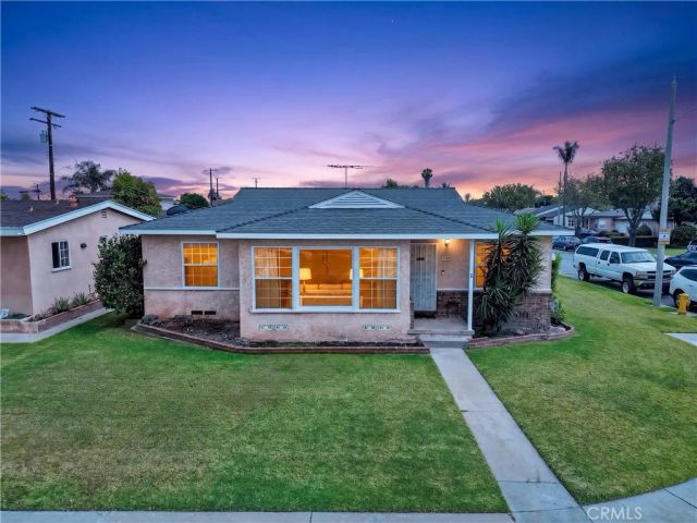 9608 Foster, Bellflower, CA 90706