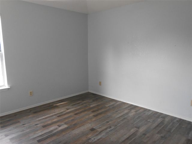 6936 Laurelhill Court N, Fort Worth, TX 76133