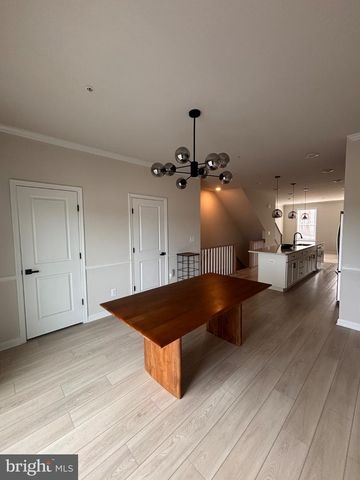 4826 VISTA GLEN LN, Lanham, MD 20706