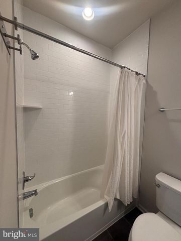 4826 VISTA GLEN LN, Lanham, MD 20706