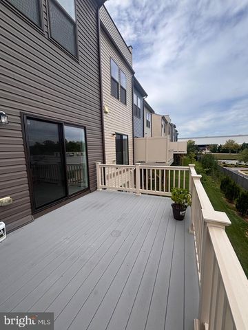 4826 VISTA GLEN LN, Lanham, MD 20706