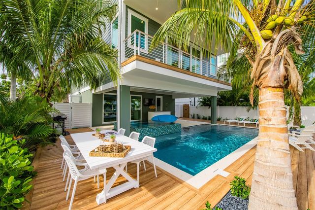 403 20TH PLACE N, Bradenton Beach, FL 34217