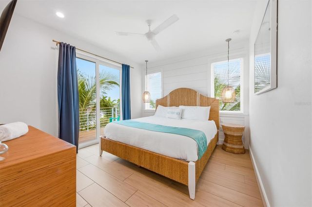 403 20TH PLACE N, Bradenton Beach, FL 34217