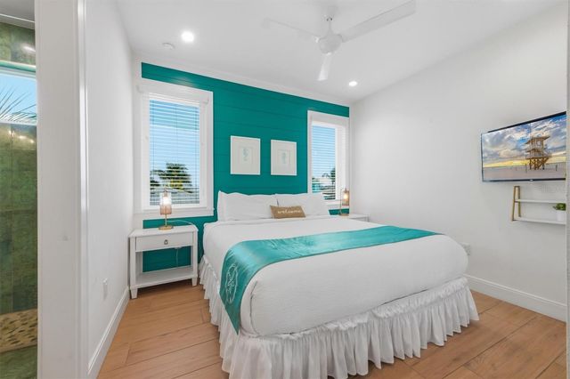 403 20TH PLACE N, Bradenton Beach, FL 34217