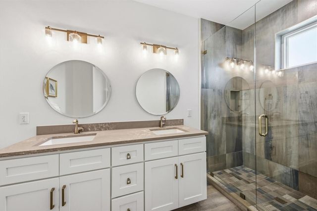 403 20TH PLACE N, Bradenton Beach, FL 34217