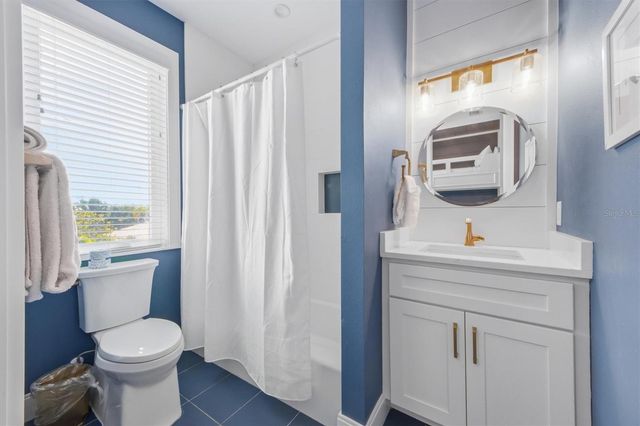 403 20TH PLACE N, Bradenton Beach, FL 34217