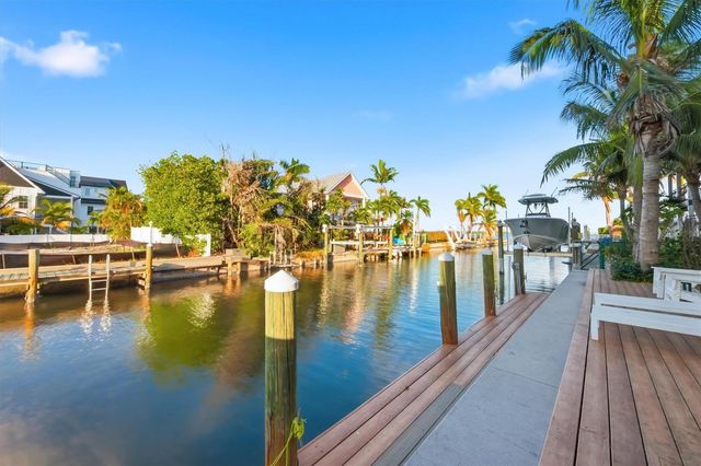 403 20TH PLACE N, Bradenton Beach, FL 34217