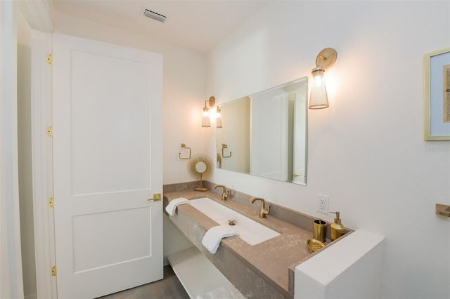 403 20TH PLACE N, Bradenton Beach, FL 34217