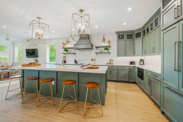 403 20TH PLACE N, Bradenton Beach, FL 34217