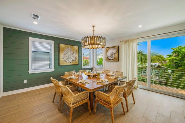 403 20TH PLACE N, Bradenton Beach, FL 34217