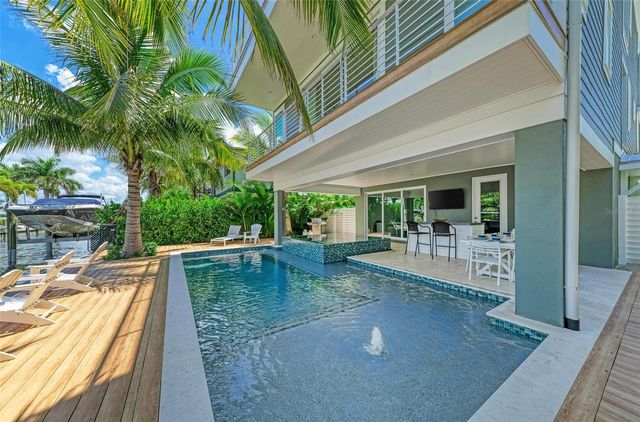 403 20TH PLACE N, Bradenton Beach, FL 34217