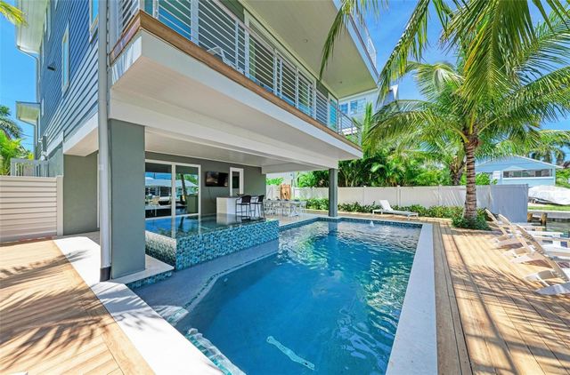 403 20TH PLACE N, Bradenton Beach, FL 34217