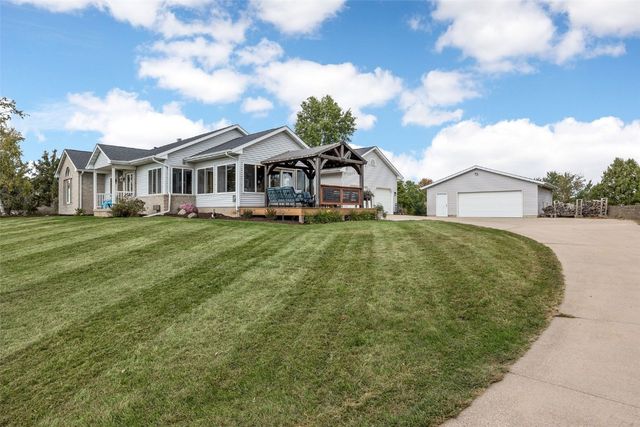3700 Munier Road, Marion, IA 52302