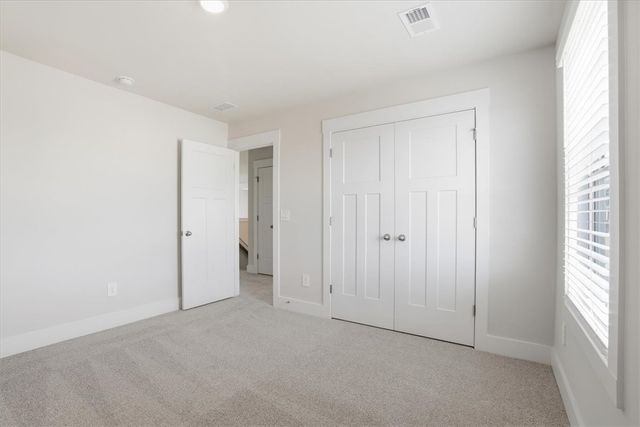 219 Abraham Way, Boiling Springs, SC 29316