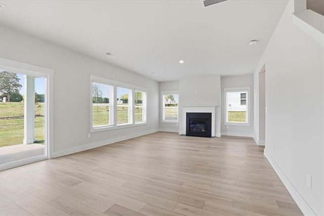 219 Abraham Way, Boiling Springs, SC 29316
