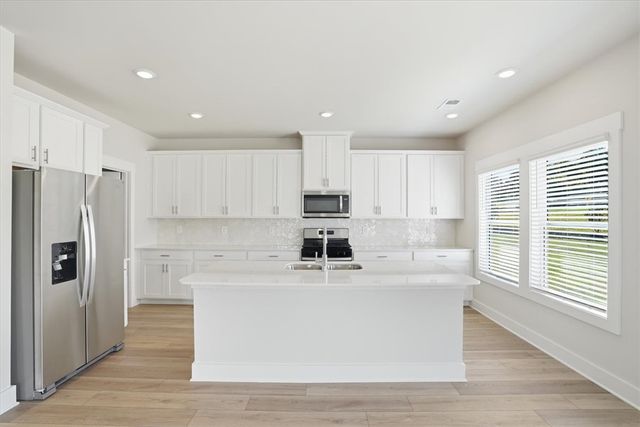 219 Abraham Way, Boiling Springs, SC 29316