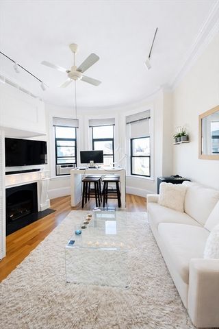 271 Dartmouth St 4K, Boston, MA 02116