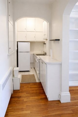 271 Dartmouth St 4K, Boston, MA 02116